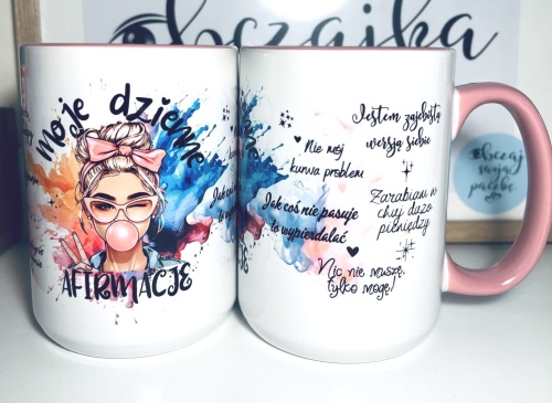 Moje dzienne afirmacje, blondynkaKubek ceramiczny moje dzienne afirmacje, blondynka, widok na przód i boki